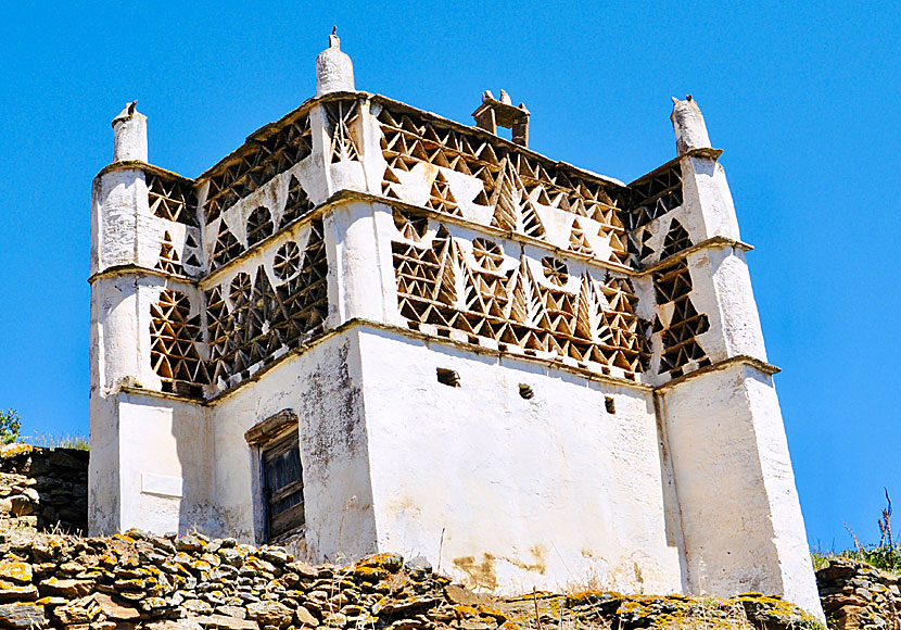 There are lots of dovecotes in Tinos.