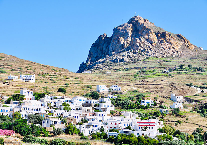 Exobourgos is visible from large parts of Tinos.