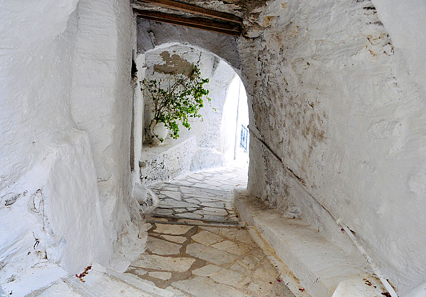 Kardiani village in Tinos.