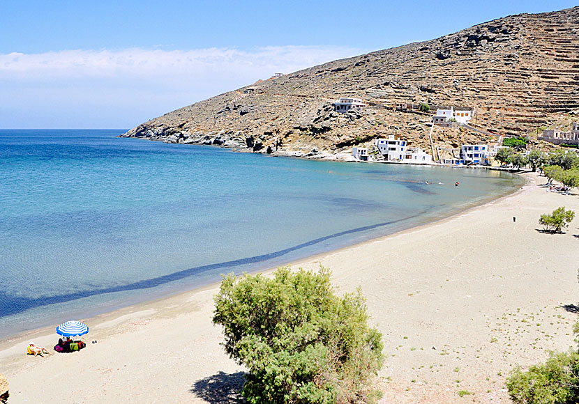 Do not miss Rochari beach in Panormos when you visit Pyrgos on the island of Tinos in the Cyclades.