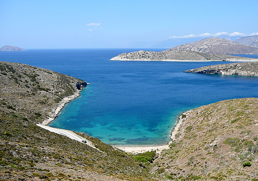 Petrokopio beach is one of several small nice beaches on Fourni.