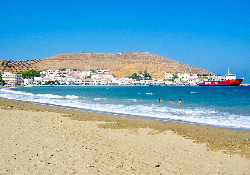 Korrisia beach and Hotel Karthea in Kea.