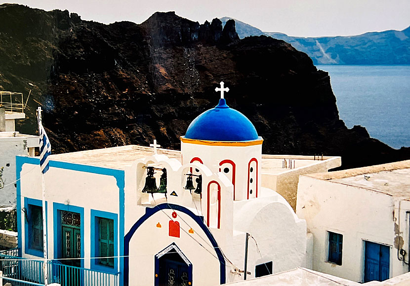 The Church of Manolos is the main attraction on the island of Thirasia.