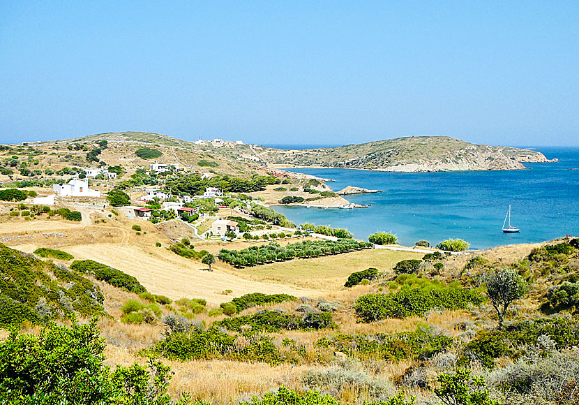 The beach in Katsadia is one of Leros' best beaches and Taverna Dialaila is one of the island's best restaurants.