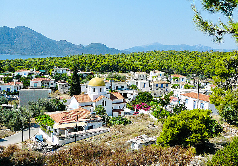 The small village of Limenaria on Agistri is the island's most genuine village and the church of Agia Kyriaki is very beautiful.