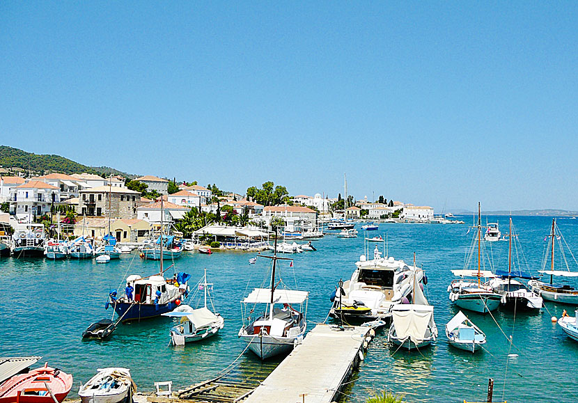 Palio Limani is the old part of Spetses town and is very beautiful.