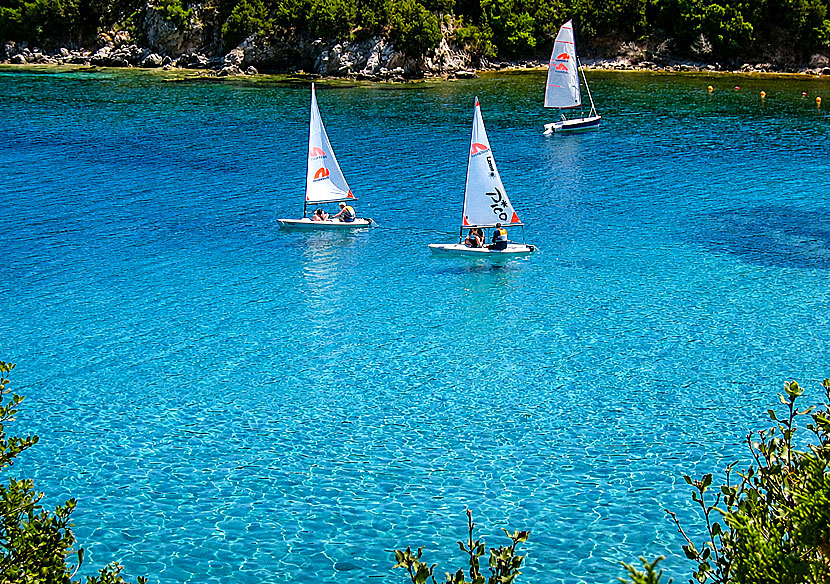 If you like sailing, you can rent small sailboats at Bella Vraka beach.